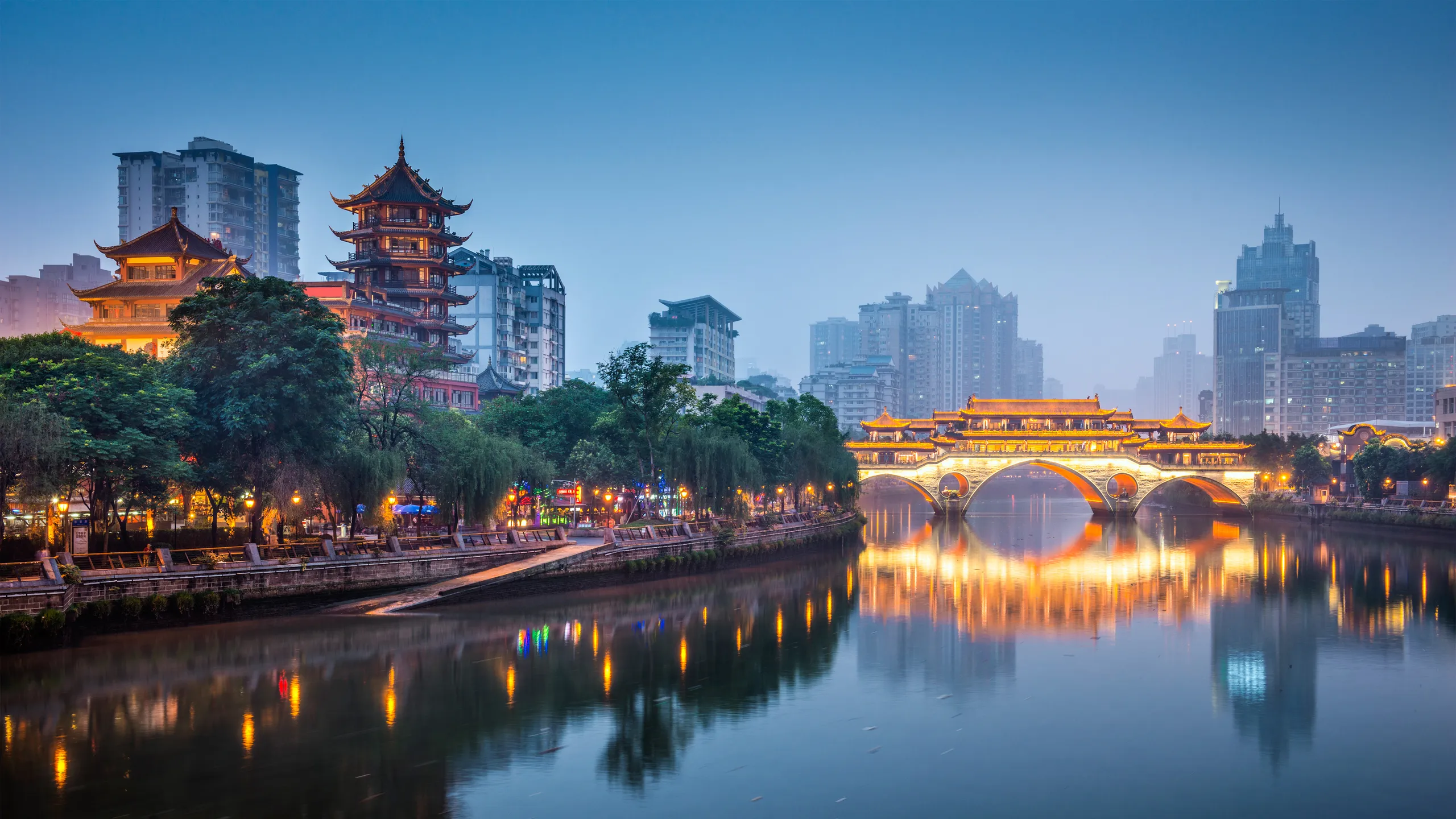 China Luxury: Beijing & Shanghai